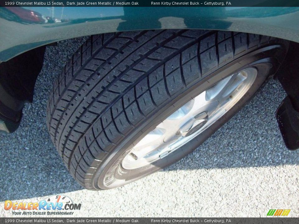 1999 Chevrolet Malibu LS Sedan Dark Jade Green Metallic / Medium Oak Photo #4