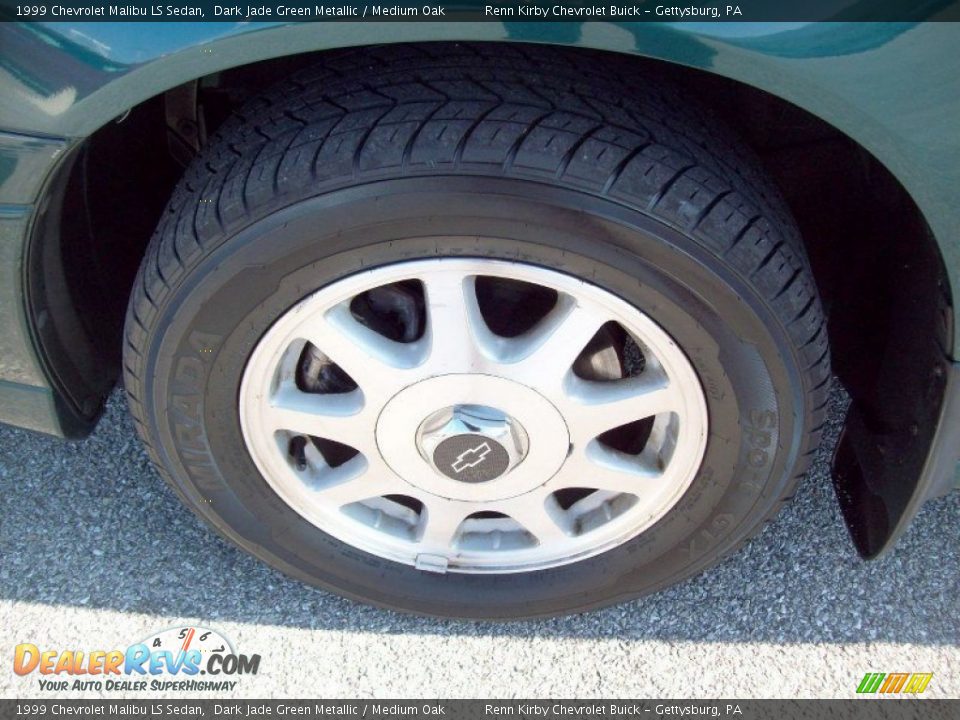 1999 Chevrolet Malibu LS Sedan Wheel Photo #17