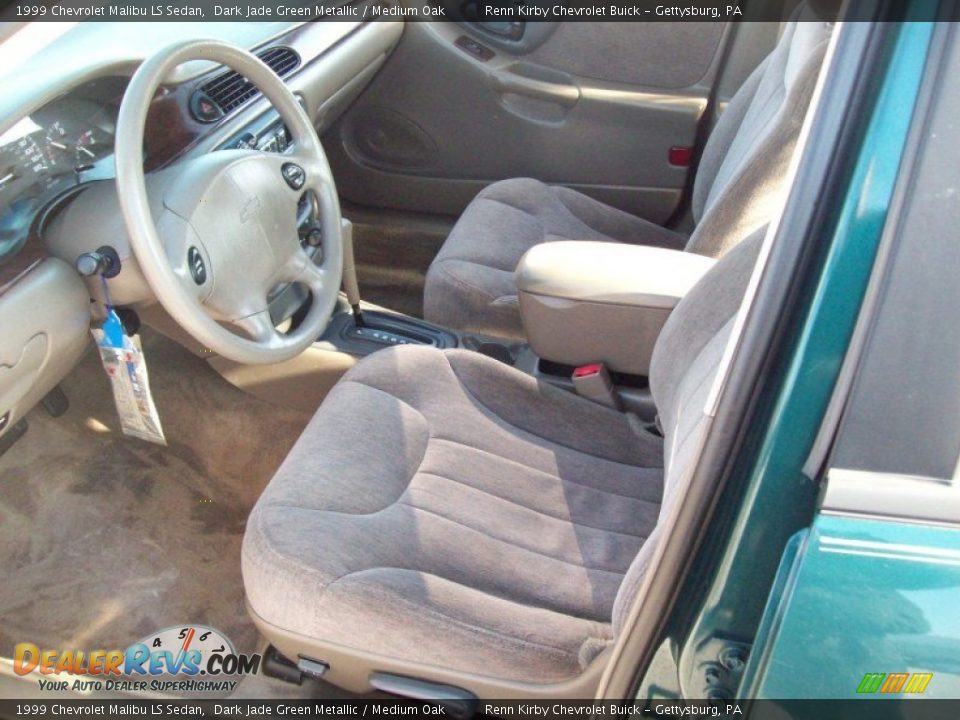 Front Seat of 1999 Chevrolet Malibu LS Sedan Photo #18