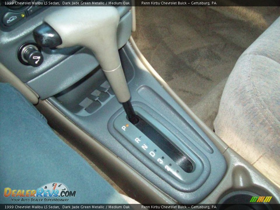 1999 Chevrolet Malibu LS Sedan Shifter Photo #23