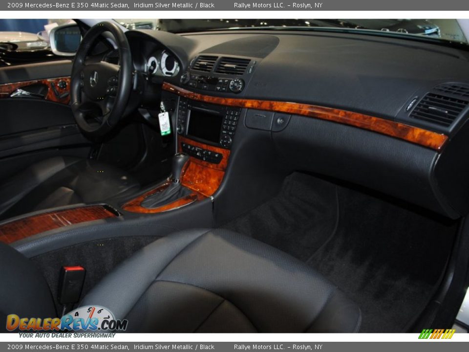 2009 Mercedes-Benz E 350 4Matic Sedan Iridium Silver Metallic / Black Photo #8
