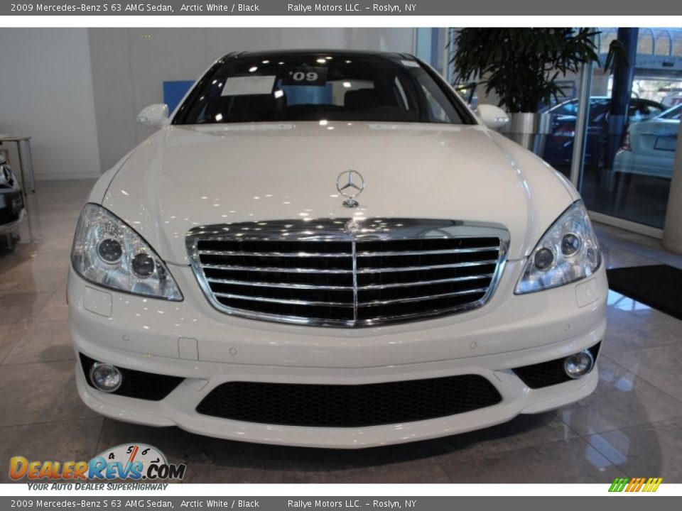 2009 Mercedes-Benz S 63 AMG Sedan Arctic White / Black Photo #2
