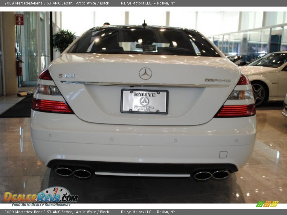 2009 Mercedes-Benz S 63 AMG Sedan Arctic White / Black Photo #4