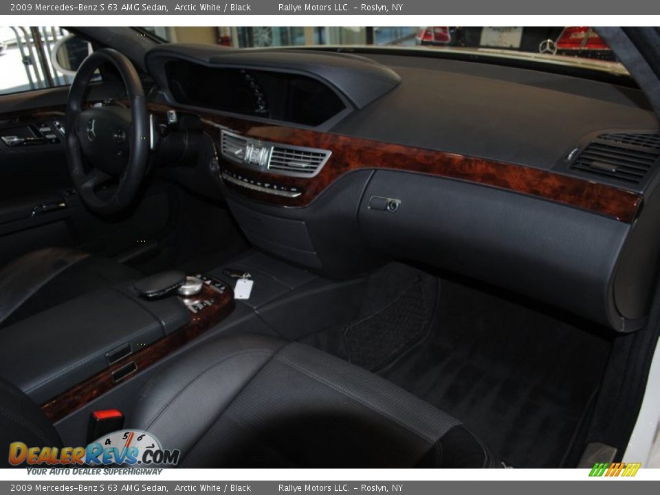 2009 Mercedes-Benz S 63 AMG Sedan Arctic White / Black Photo #8