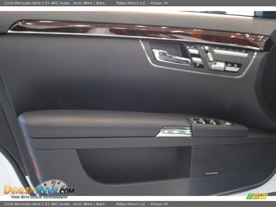 2009 Mercedes-Benz S 63 AMG Sedan Arctic White / Black Photo #10