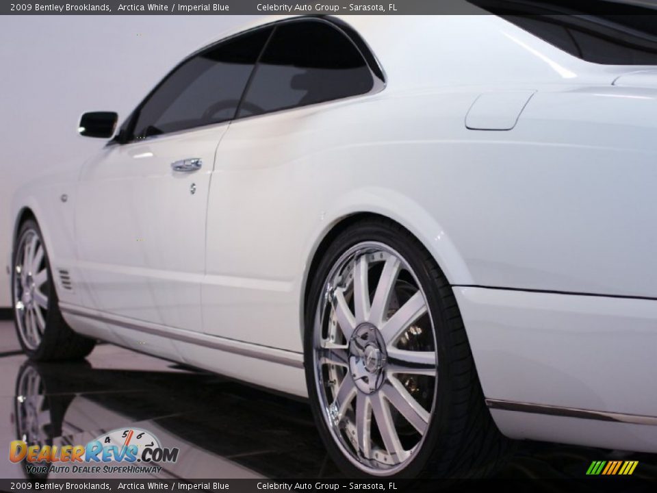 2009 Bentley Brooklands Arctica White / Imperial Blue Photo #26