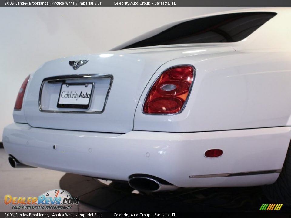 2009 Bentley Brooklands Arctica White / Imperial Blue Photo #36