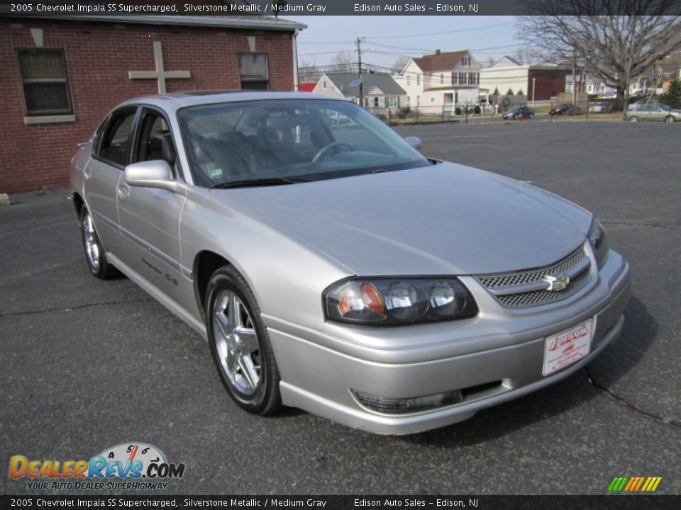 2005 Chevrolet Impala SS Supercharged Silverstone Metallic / Medium Gray Photo #11