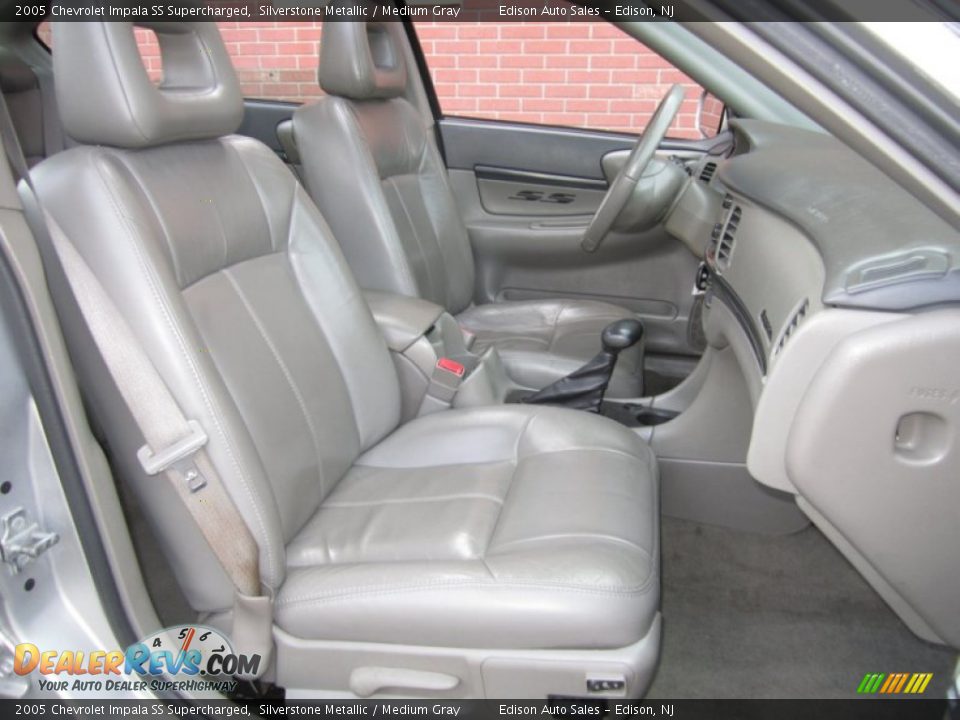 Front Seat of 2005 Chevrolet Impala SS Supercharged Photo #14