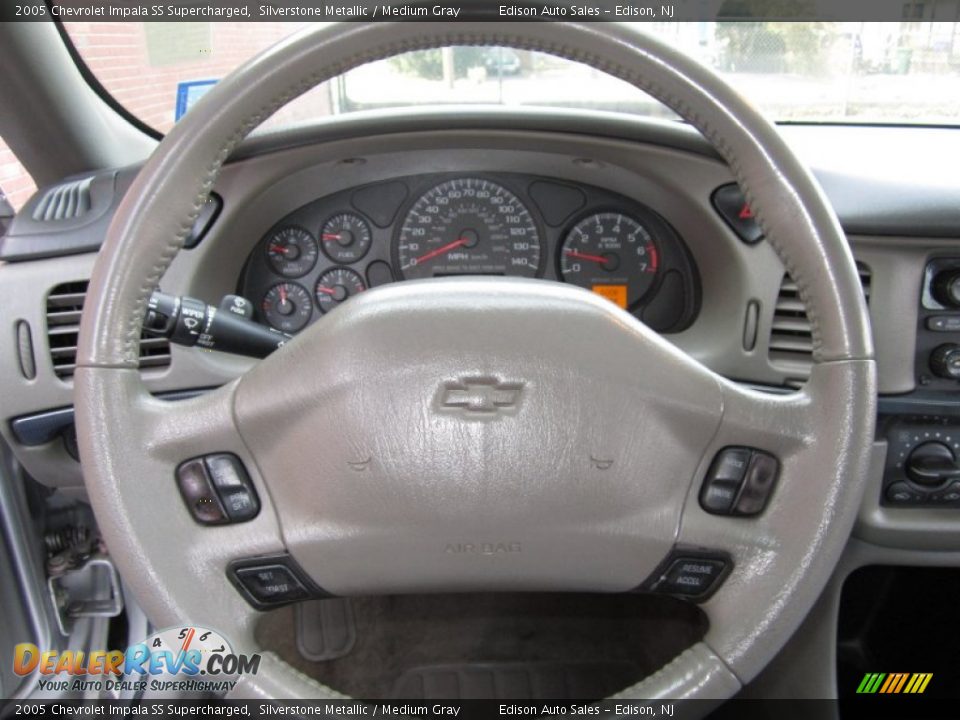 2005 Chevrolet Impala SS Supercharged Steering Wheel Photo #22
