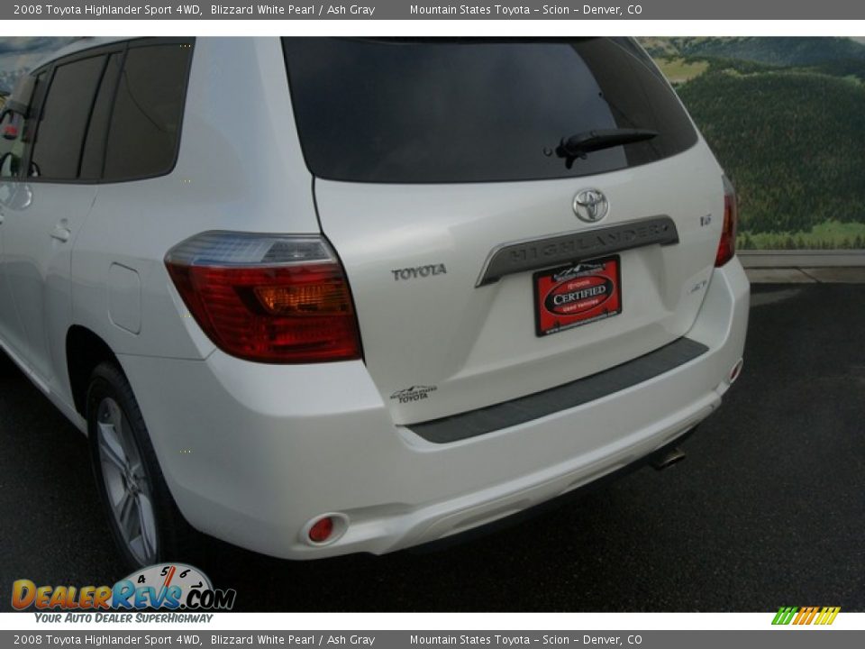 2008 Toyota Highlander Sport 4WD Blizzard White Pearl / Ash Gray Photo #25