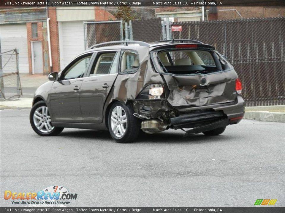 2011 Volkswagen Jetta TDI SportWagen Toffee Brown Metallic / Cornsilk Beige Photo #3