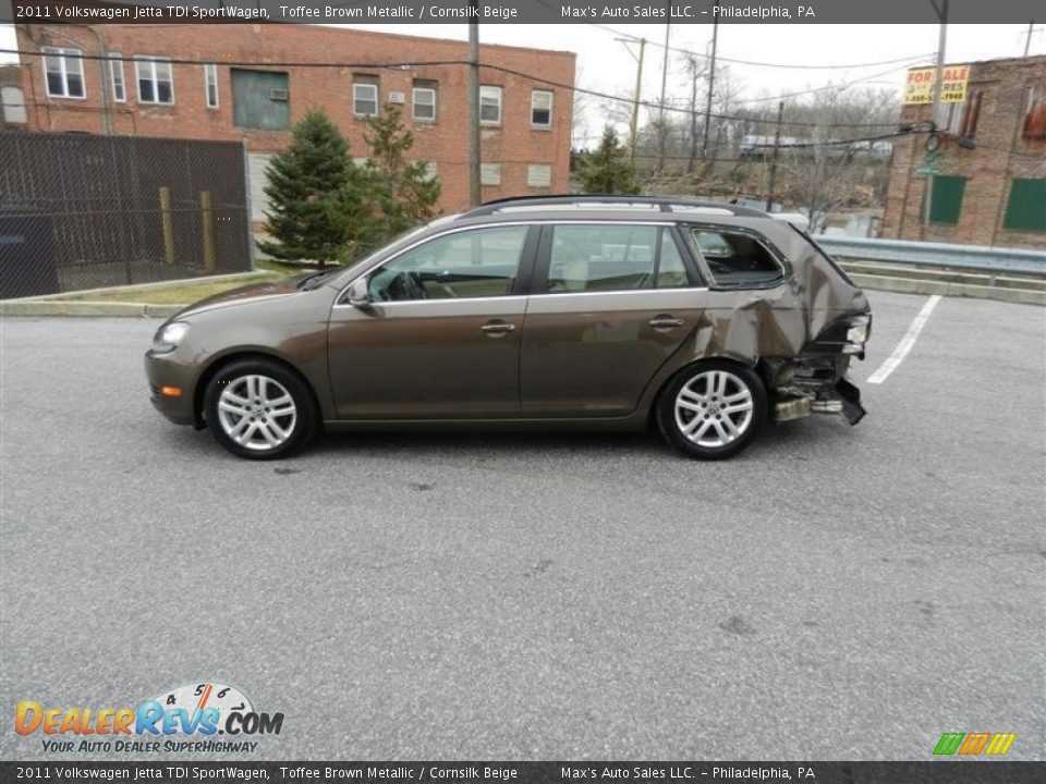 2011 Volkswagen Jetta TDI SportWagen Toffee Brown Metallic / Cornsilk Beige Photo #11