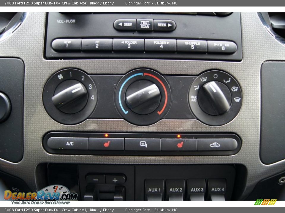 Controls of 2008 Ford F250 Super Duty FX4 Crew Cab 4x4 Photo #36