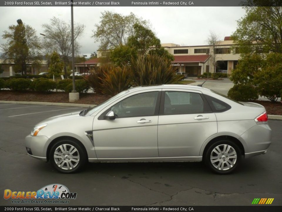 2009 Ford Focus SEL Sedan Brilliant Silver Metallic / Charcoal Black Photo #4