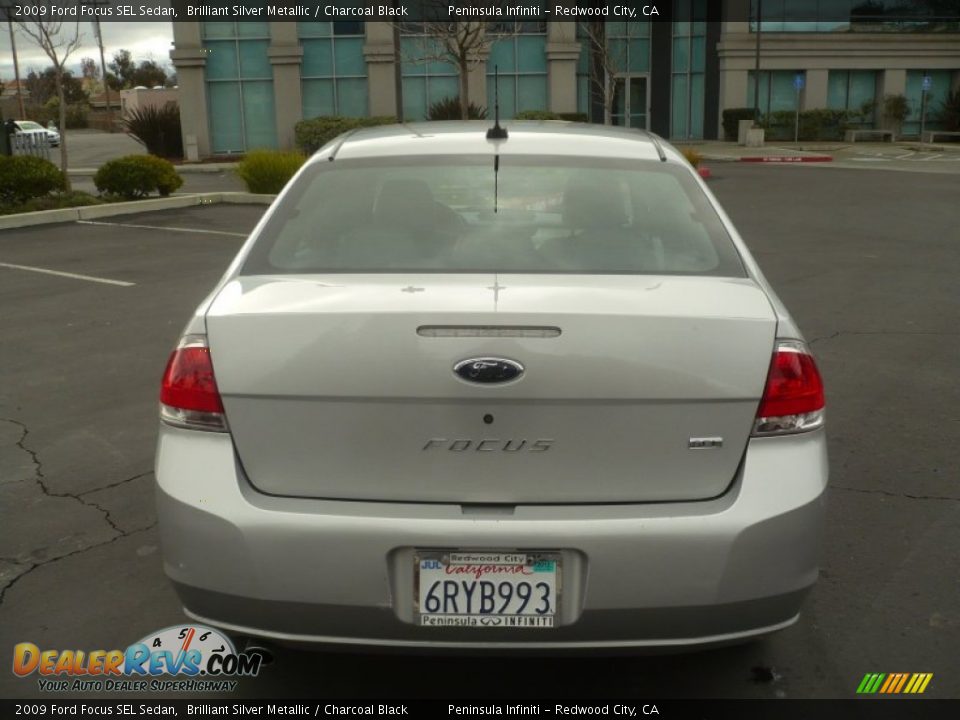 2009 Ford Focus SEL Sedan Brilliant Silver Metallic / Charcoal Black Photo #6