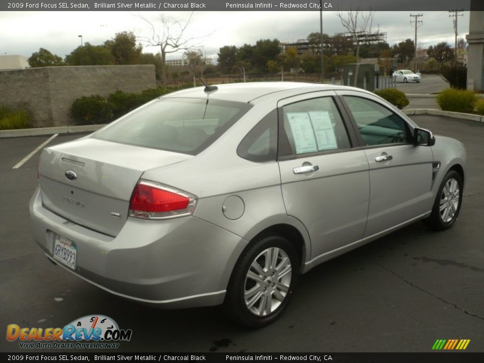 2009 Ford Focus SEL Sedan Brilliant Silver Metallic / Charcoal Black Photo #7