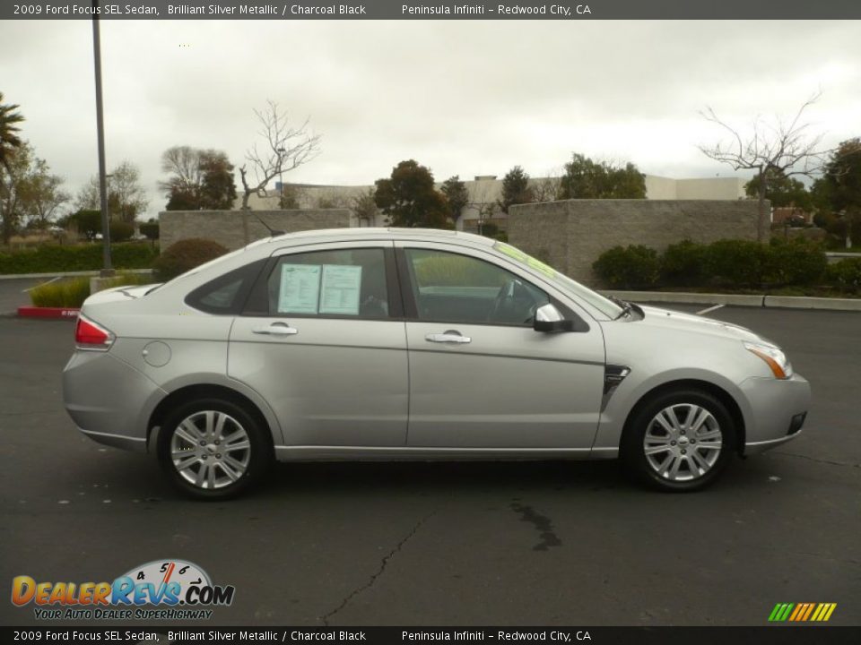 2009 Ford Focus SEL Sedan Brilliant Silver Metallic / Charcoal Black Photo #8