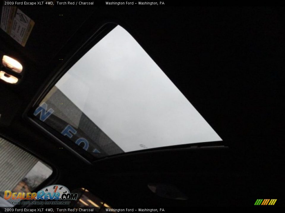 2009 Ford Escape XLT 4WD Torch Red / Charcoal Photo #15