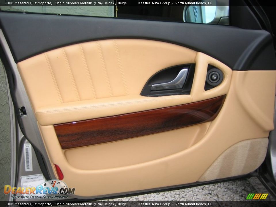 Door Panel of 2006 Maserati Quattroporte  Photo #36