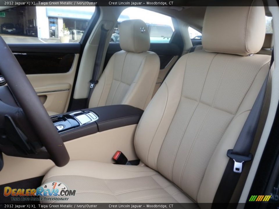 2012 Jaguar XJ XJ Taiga Green Metallic / Ivory/Oyster Photo #9