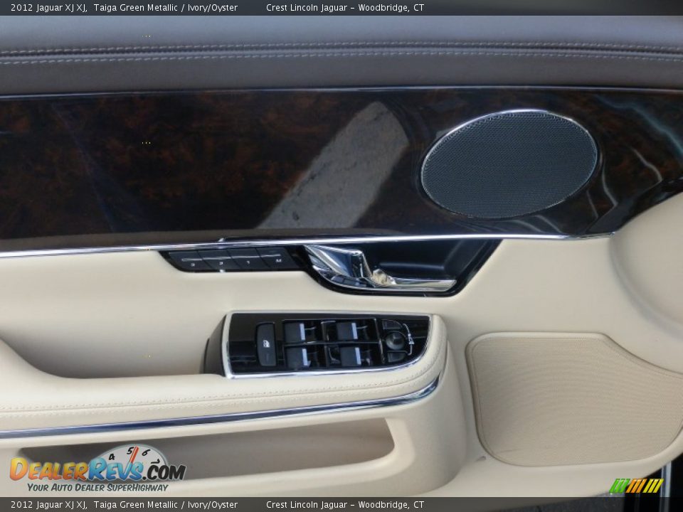 2012 Jaguar XJ XJ Taiga Green Metallic / Ivory/Oyster Photo #13