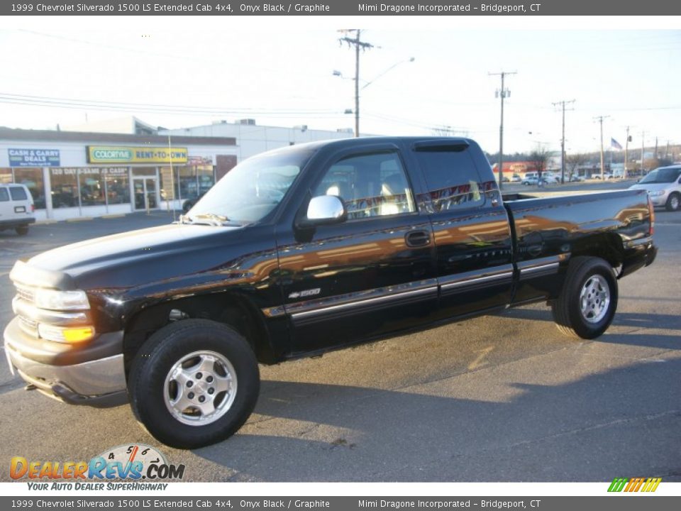 1999 Chevrolet Silverado 1500 LS Extended Cab 4x4 Onyx Black / Graphite Photo #1