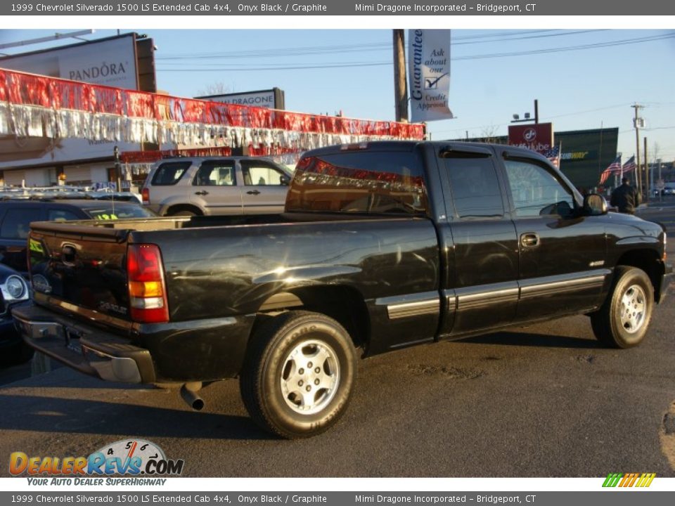 1999 Chevrolet Silverado 1500 LS Extended Cab 4x4 Onyx Black / Graphite Photo #4