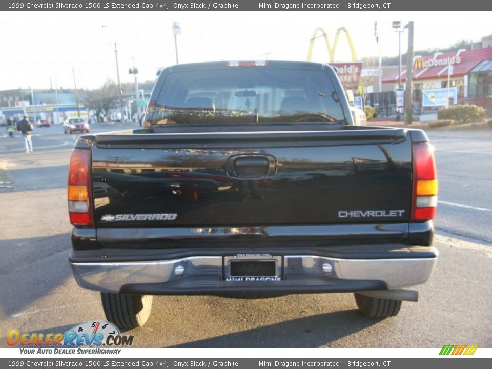 1999 Chevrolet Silverado 1500 LS Extended Cab 4x4 Onyx Black / Graphite Photo #5