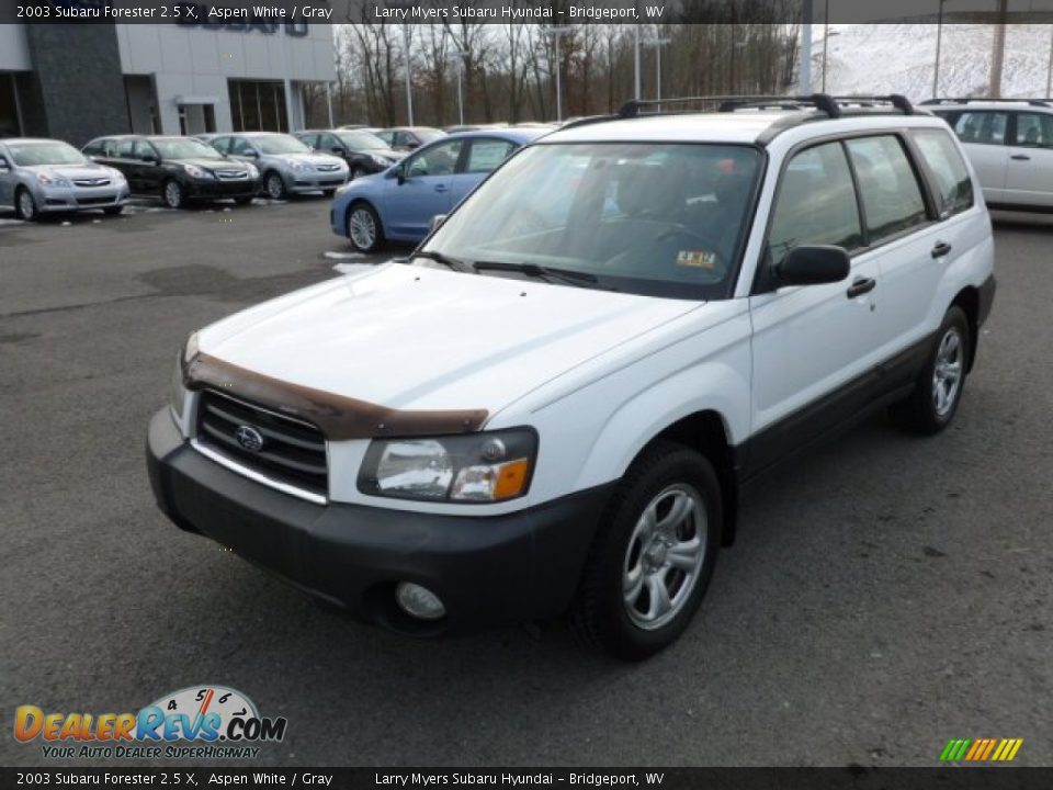 2003 Subaru Forester 2.5 X Aspen White / Gray Photo #3