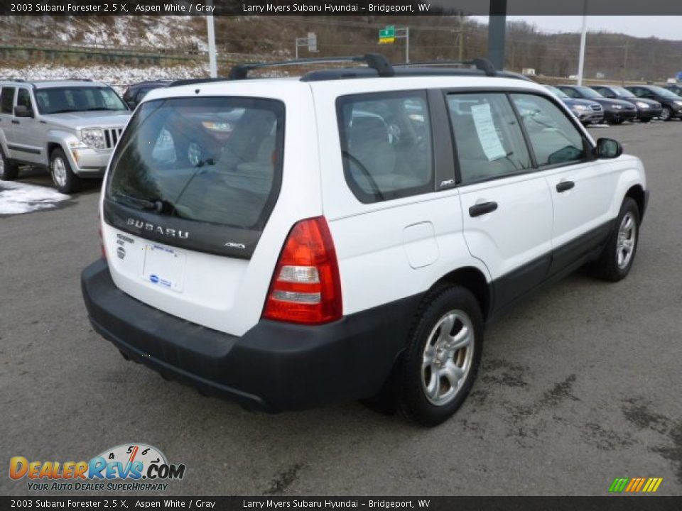 2003 Subaru Forester 2.5 X Aspen White / Gray Photo #7