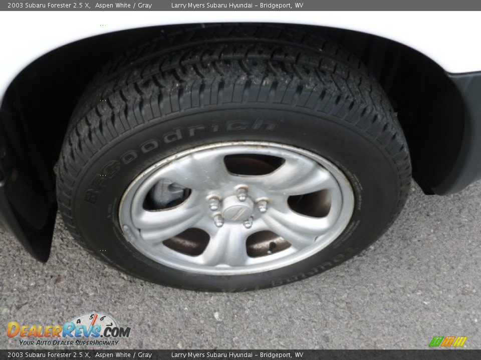 2003 Subaru Forester 2.5 X Aspen White / Gray Photo #9