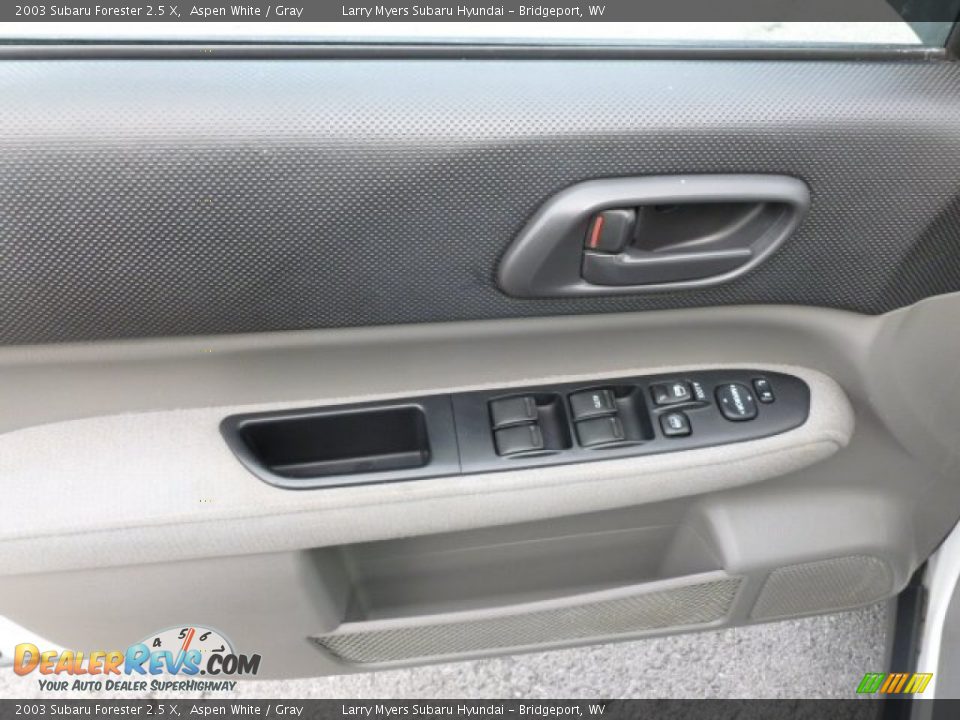 2003 Subaru Forester 2.5 X Aspen White / Gray Photo #18