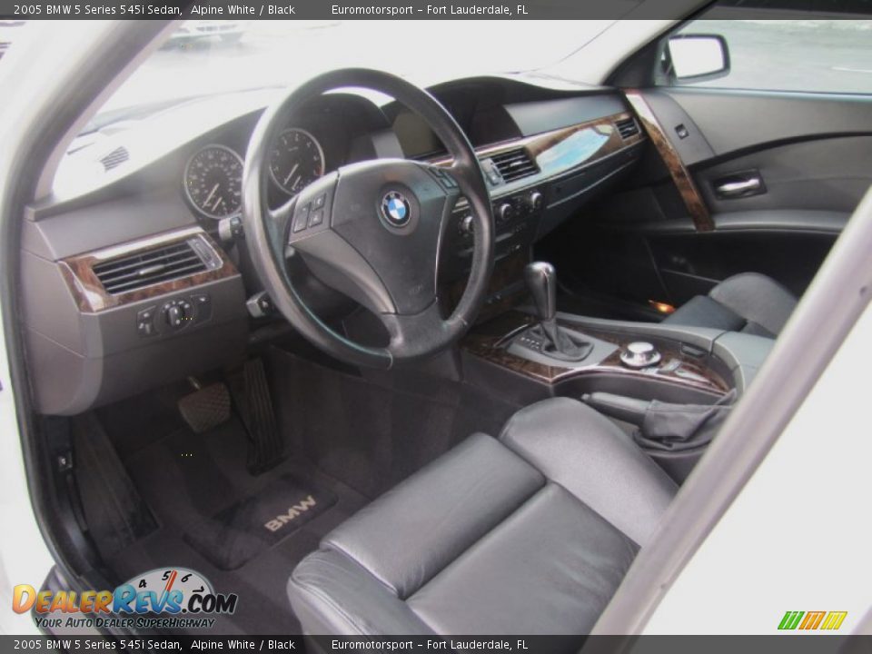 2005 BMW 5 Series 545i Sedan Alpine White / Black Photo #10