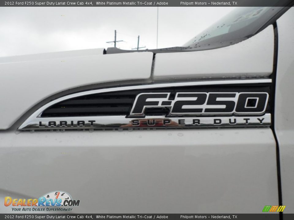2012 Ford F250 Super Duty Lariat Crew Cab 4x4 White Platinum Metallic Tri-Coat / Adobe Photo #13