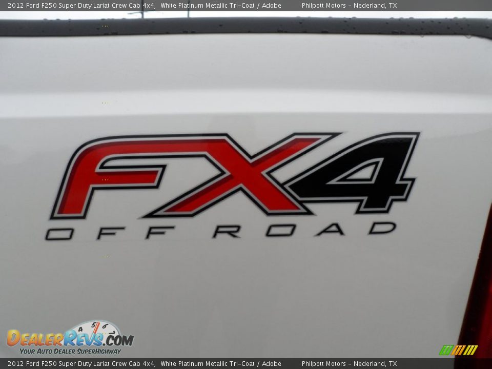 2012 Ford F250 Super Duty Lariat Crew Cab 4x4 White Platinum Metallic Tri-Coat / Adobe Photo #18