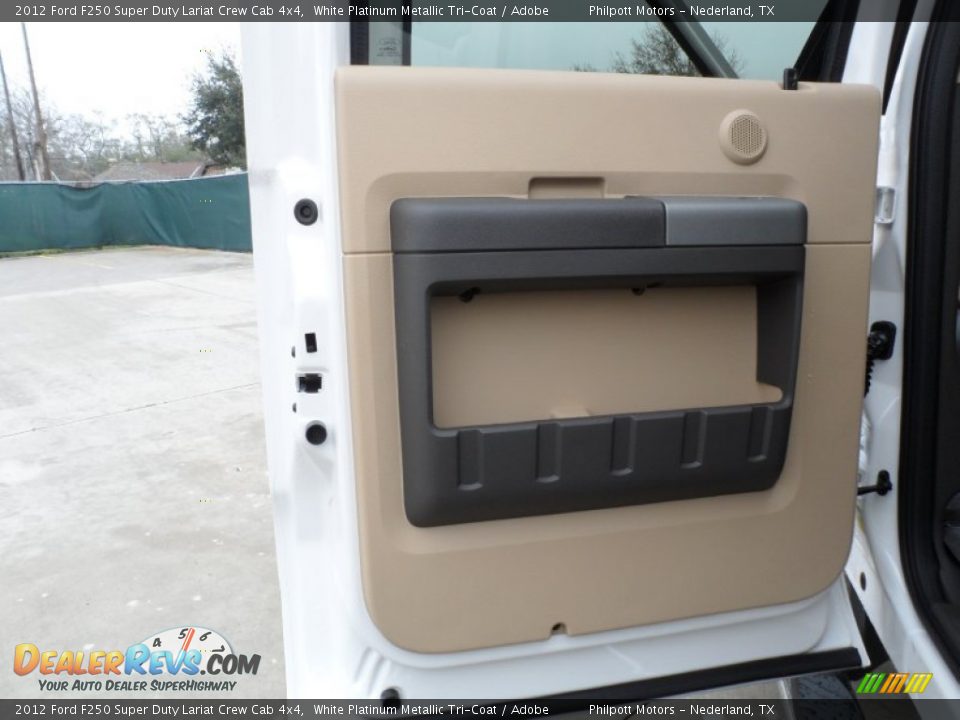 2012 Ford F250 Super Duty Lariat Crew Cab 4x4 White Platinum Metallic Tri-Coat / Adobe Photo #22