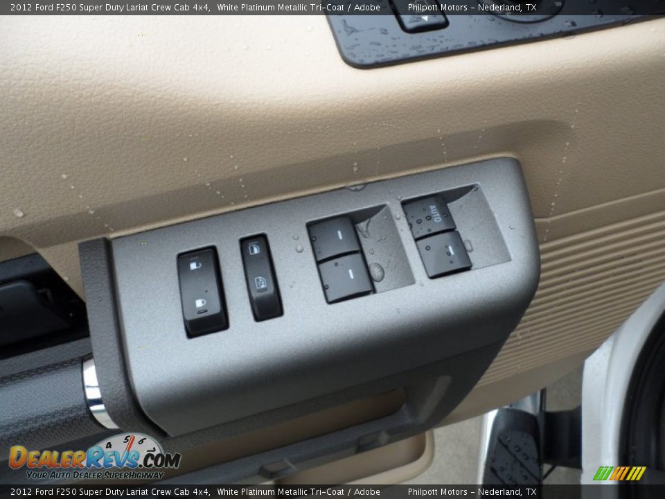 2012 Ford F250 Super Duty Lariat Crew Cab 4x4 White Platinum Metallic Tri-Coat / Adobe Photo #26