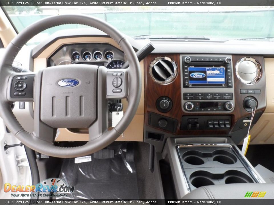 2012 Ford F250 Super Duty Lariat Crew Cab 4x4 White Platinum Metallic Tri-Coat / Adobe Photo #30