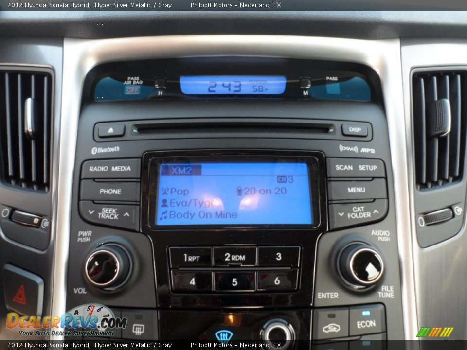 Audio System of 2012 Hyundai Sonata Hybrid Photo #31