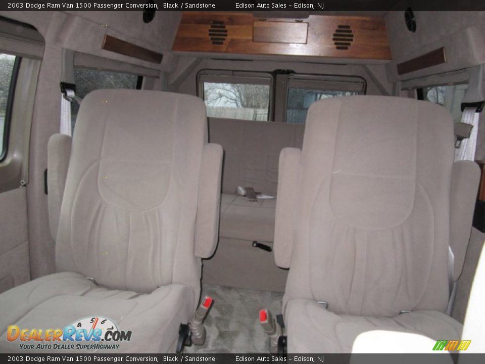 2003 Dodge Ram Van 1500 Passenger Conversion Black / Sandstone Photo #18