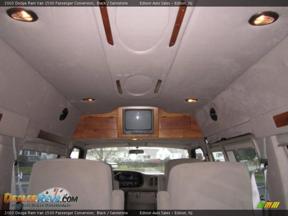 2003 Dodge Ram Van 1500 Passenger Conversion Black / Sandstone Photo #20