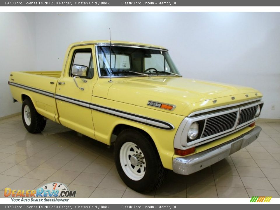 Front 3/4 View of 1970 Ford F-Series Truck F250 Ranger Photo #1