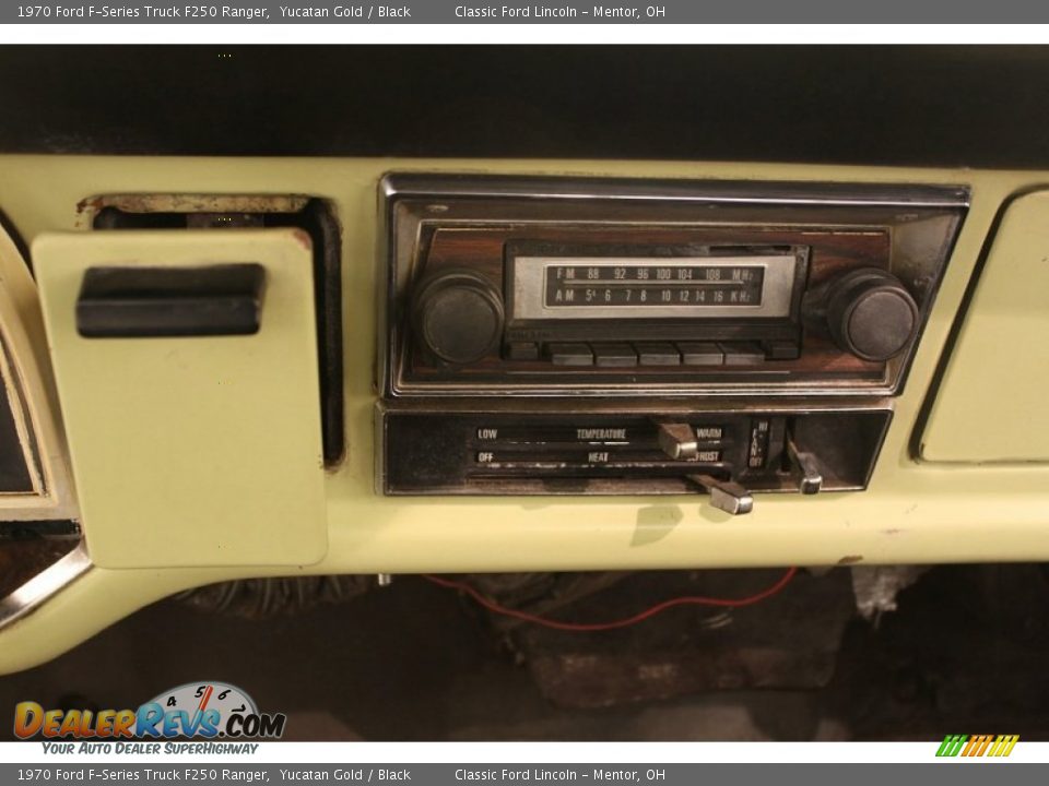 Controls of 1970 Ford F-Series Truck F250 Ranger Photo #20