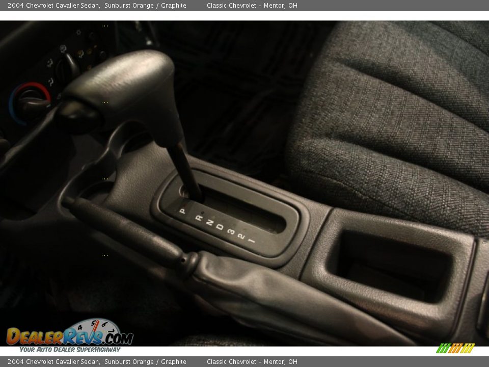 2004 Chevrolet Cavalier Sedan Sunburst Orange / Graphite Photo #10