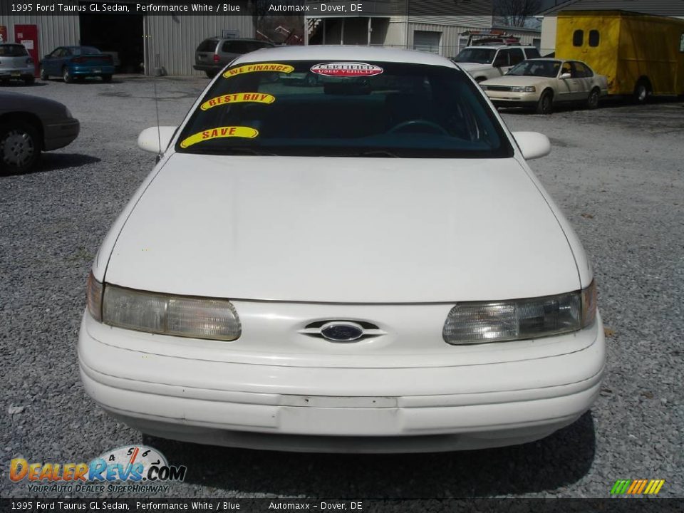 1995 Ford Taurus GL Sedan Performance White / Blue Photo #2