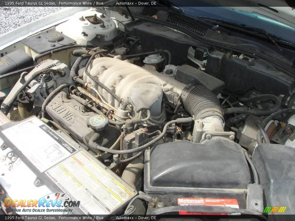 1995 Ford Taurus GL Sedan Performance White / Blue Photo #24