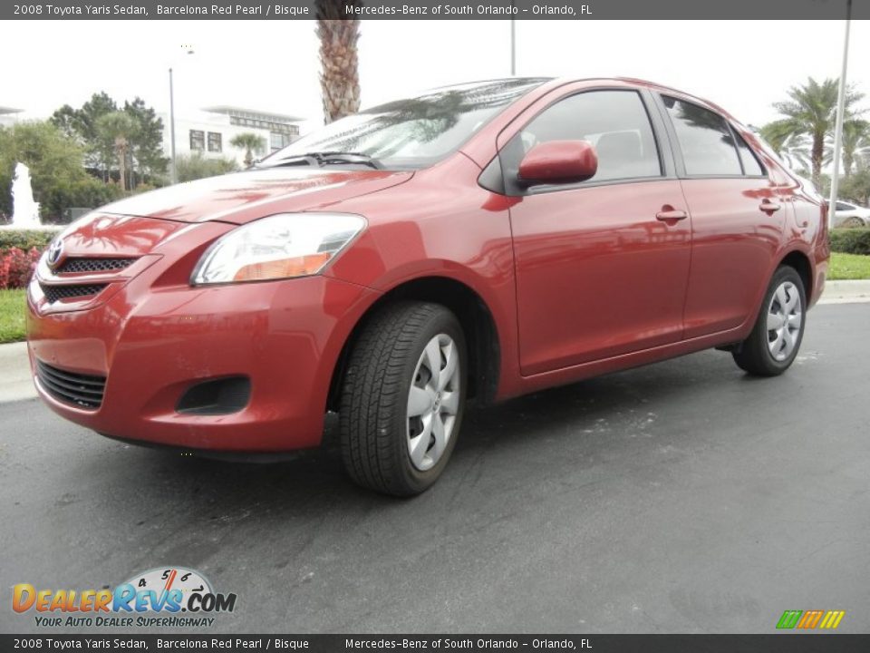 Front 3/4 View of 2008 Toyota Yaris Sedan Photo #2