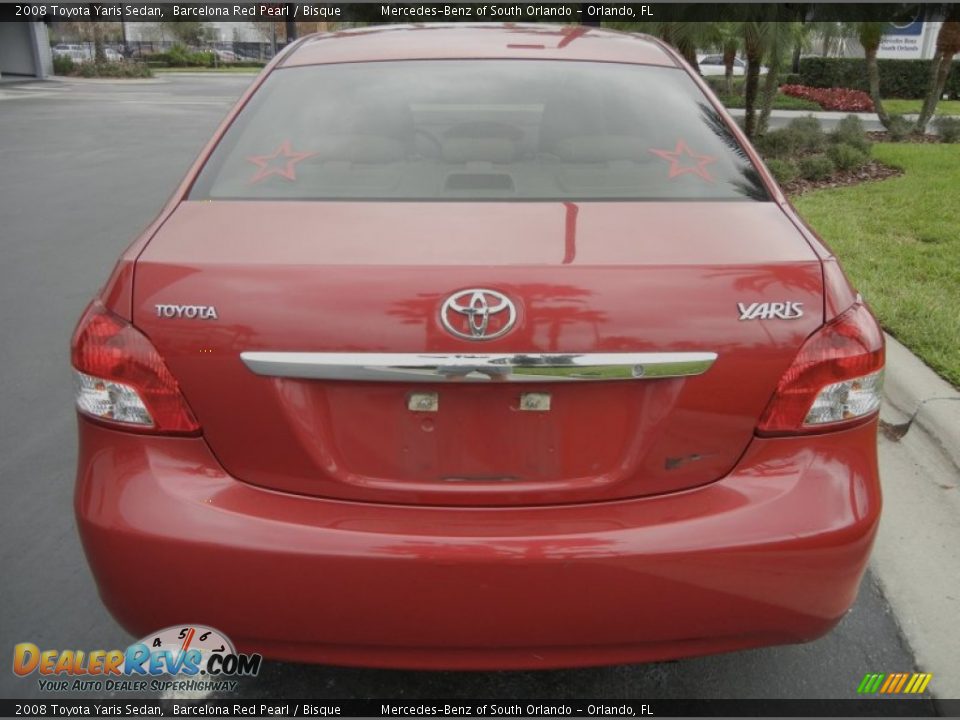 2008 Toyota Yaris Sedan Barcelona Red Pearl / Bisque Photo #7