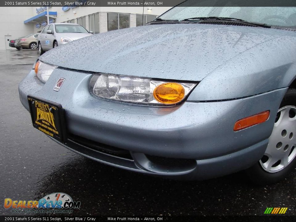 2001 Saturn S Series SL1 Sedan Silver Blue / Gray Photo #9